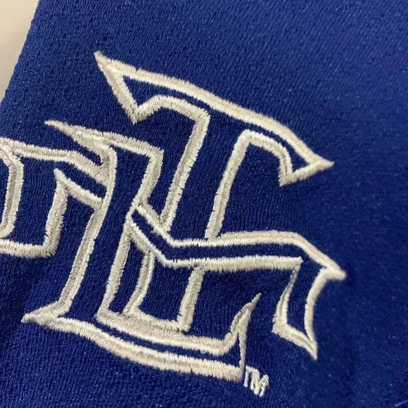 Vintage Toronto Maple Leafs CCM NHL Hockey Jersey - Picture 6 of 10